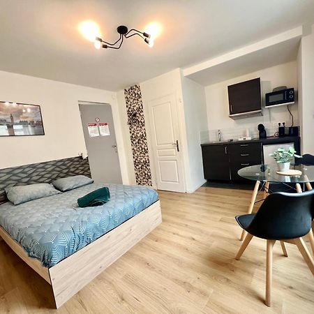Studios Ideal Pro I Centre-Ville & Parking Gratuit Chatellerault Exterior photo