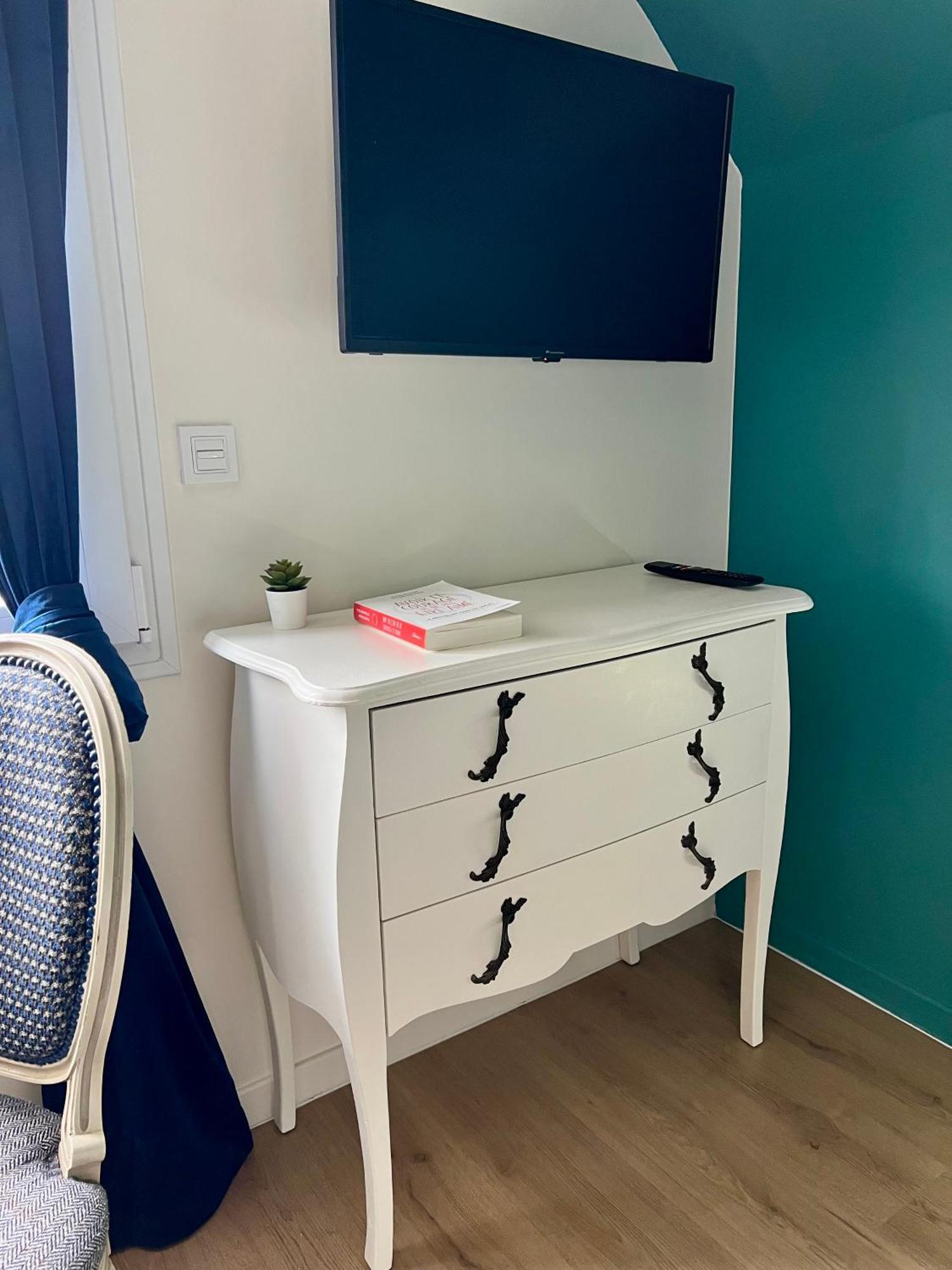 Studios Ideal Pro I Centre-Ville & Parking Gratuit Chatellerault Exterior photo