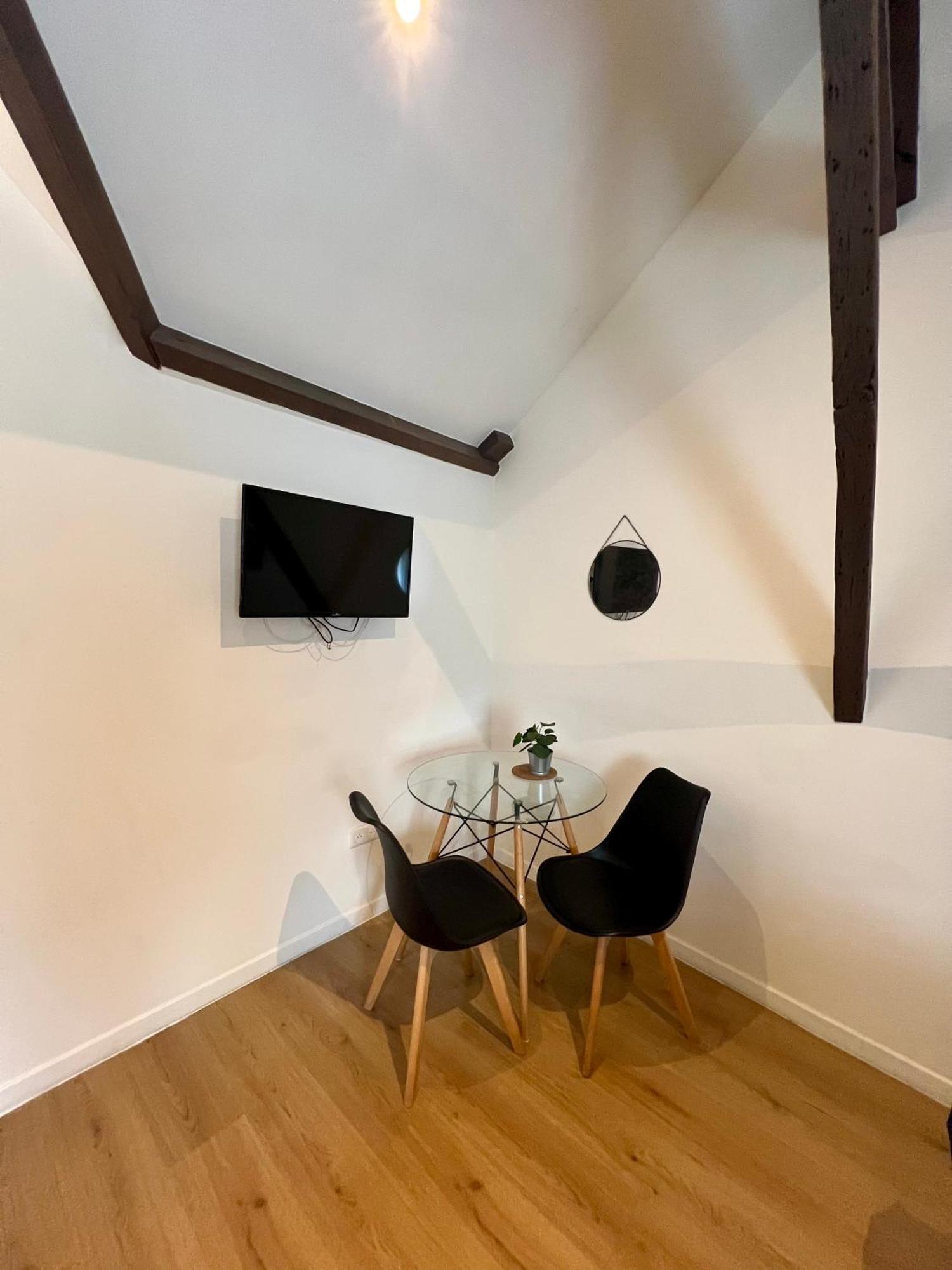 Studios Ideal Pro I Centre-Ville & Parking Gratuit Chatellerault Exterior photo