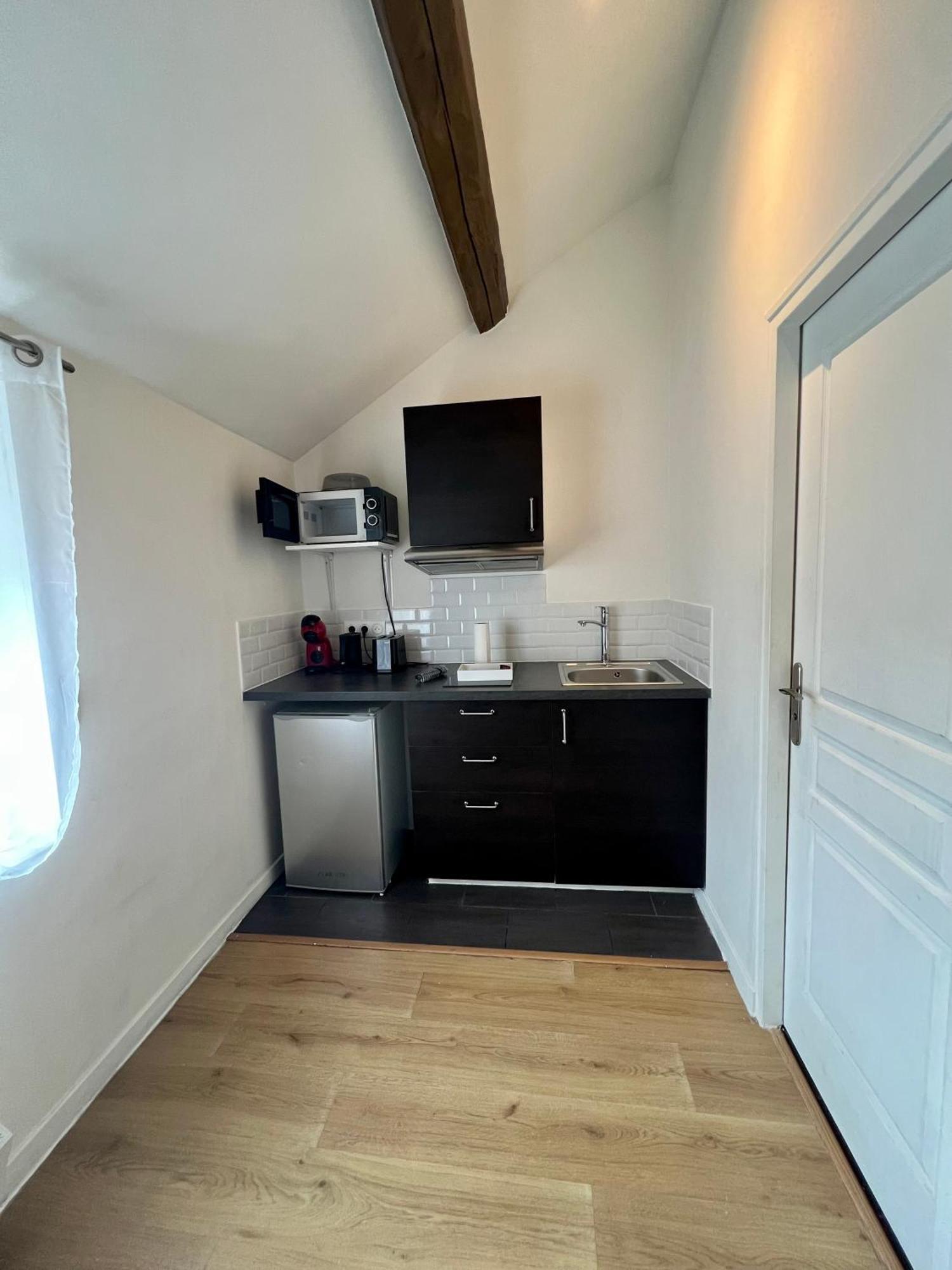 Studios Ideal Pro I Centre-Ville & Parking Gratuit Chatellerault Exterior photo